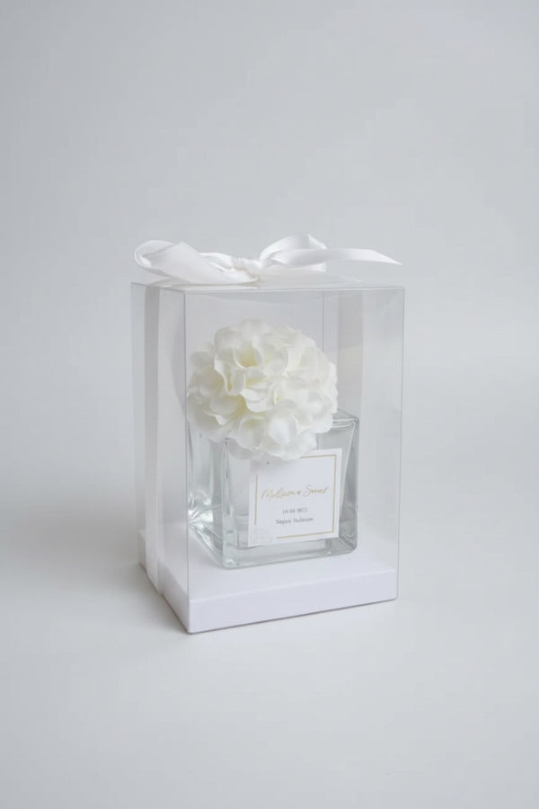 Parfum d’ambiance personnalisé — cadeau invité mariage raffiné | CréaBySana