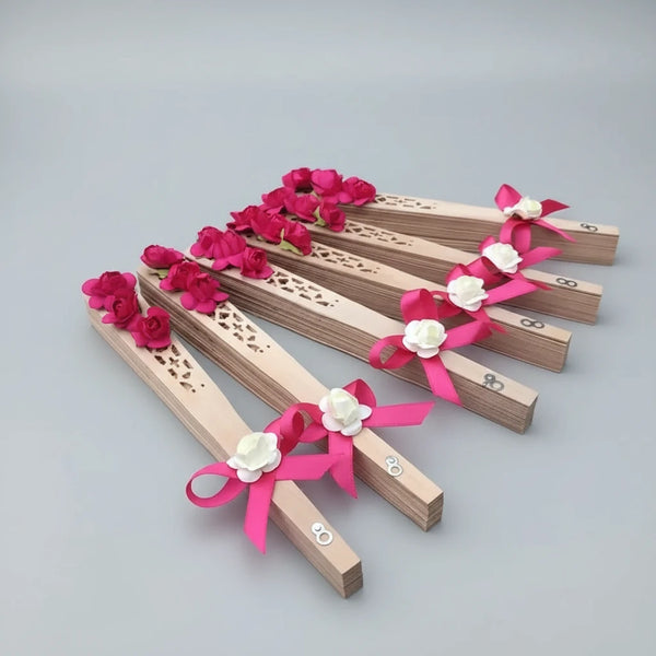 Éventail bois ruban rouge mariage — cadeau invité personnalisé | CréaBySana
