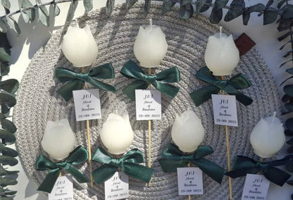 Bougie Personnalisée Rose Blanche – Cadeau Invité Mariage, Baptême ou Fiançailles – Élégante & Parfumée – Fait Main - CréaBySana