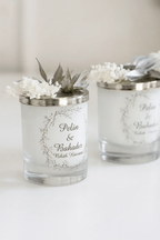 Bougie publicitaire personnalisée – Cadeau invité chic et parfumé CréaBySana