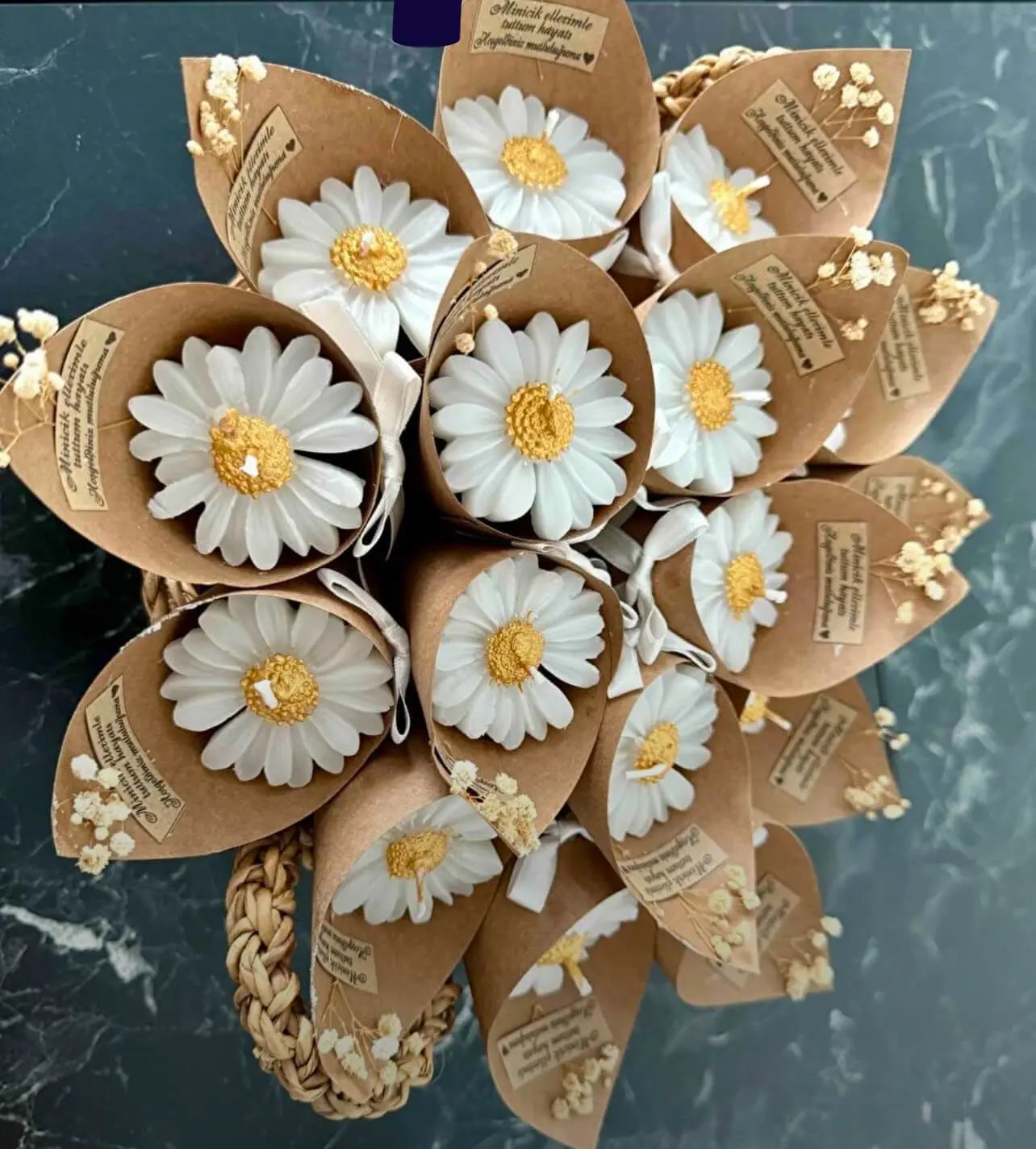 Bougies fleurs décoratives – Cadeaux invités mariage, baptême ou anniversaire CréaBySana