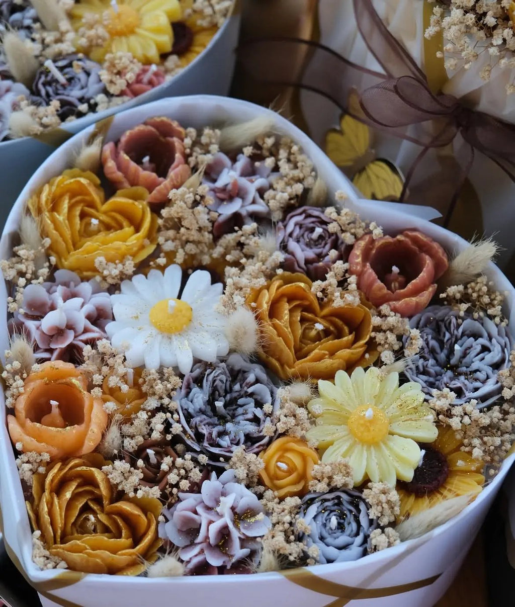Bougie personnalisée cœur bouquet — cadeau romantique artisanal | CréaBySana
