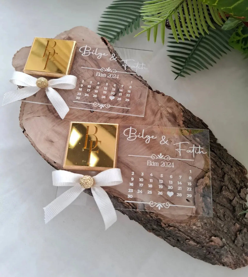 Tableau Plexiglass Personnalisé – Calendrier & Cadeau Élégant | CréaBySana CréaBySana
