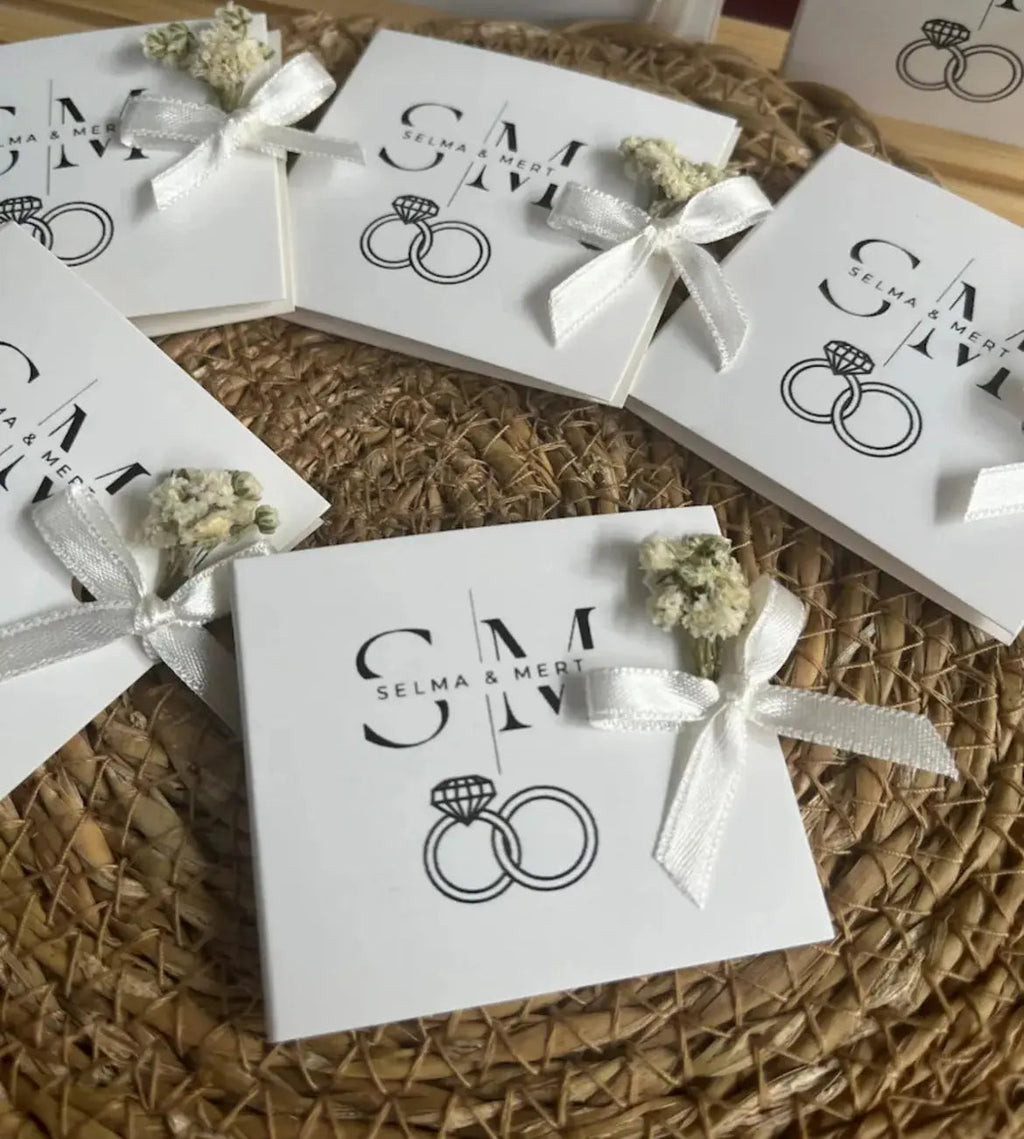 Carré chocolat personnalisé – Cadeau invité mariage, baptême & événements CréaBySana