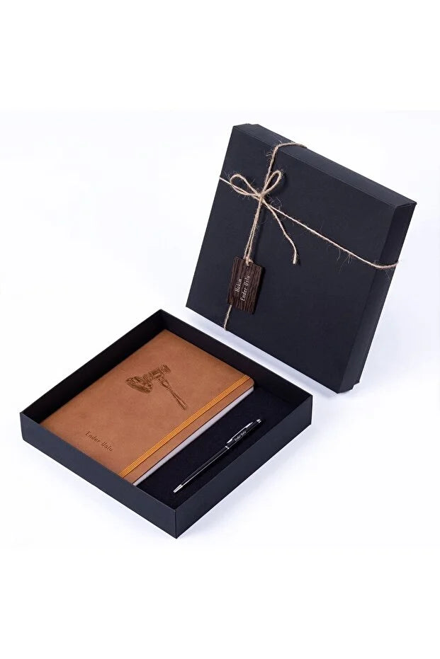 Coffret Cadeau pour Avocat – Carnet & Stylo Personnalisés dans un Coffret Élégant CréaBySana