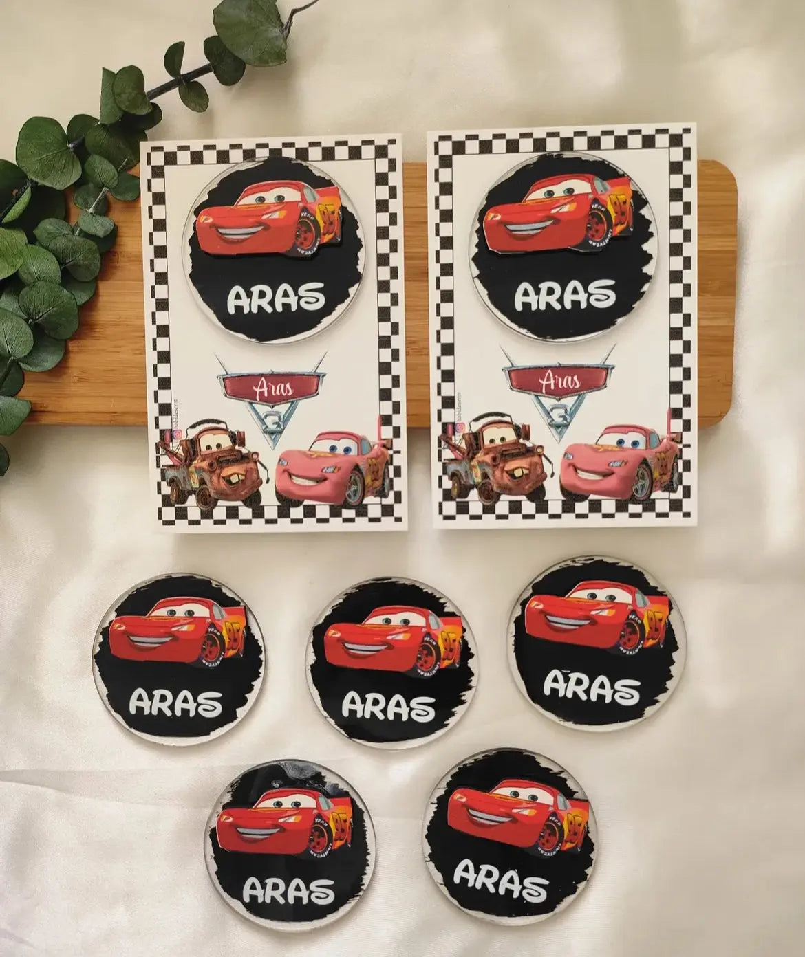 Magnet cars avec carte (ou autre caractère) CréaBySana