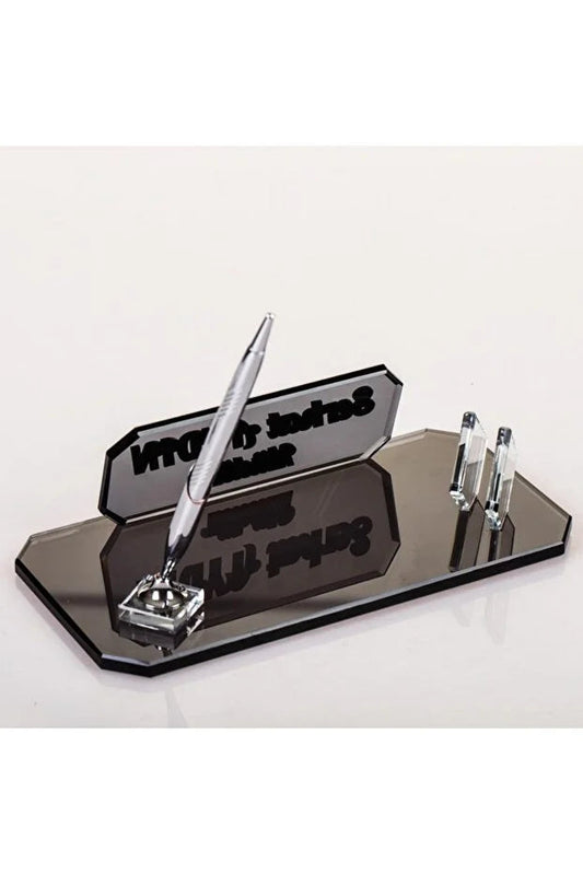 Plaque Nominative Bureau Personnalisée – Verre Élégant avec Stylo & Porte-Cartes CréaBySana