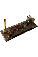 Plaque Nominative Bureau Personnalisée – Verre Fumé avec Stylo Doré & Porte-Cartes CréaBySana
