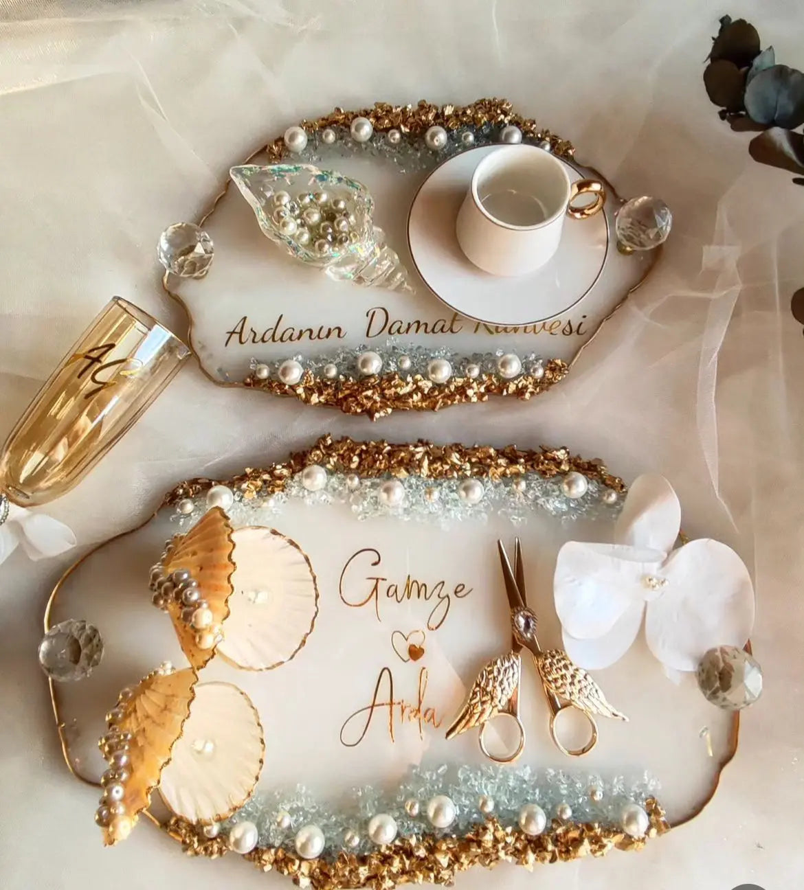 Plateau alliance décoratif mariage luxe — cérémonie élégante | CréaBySana