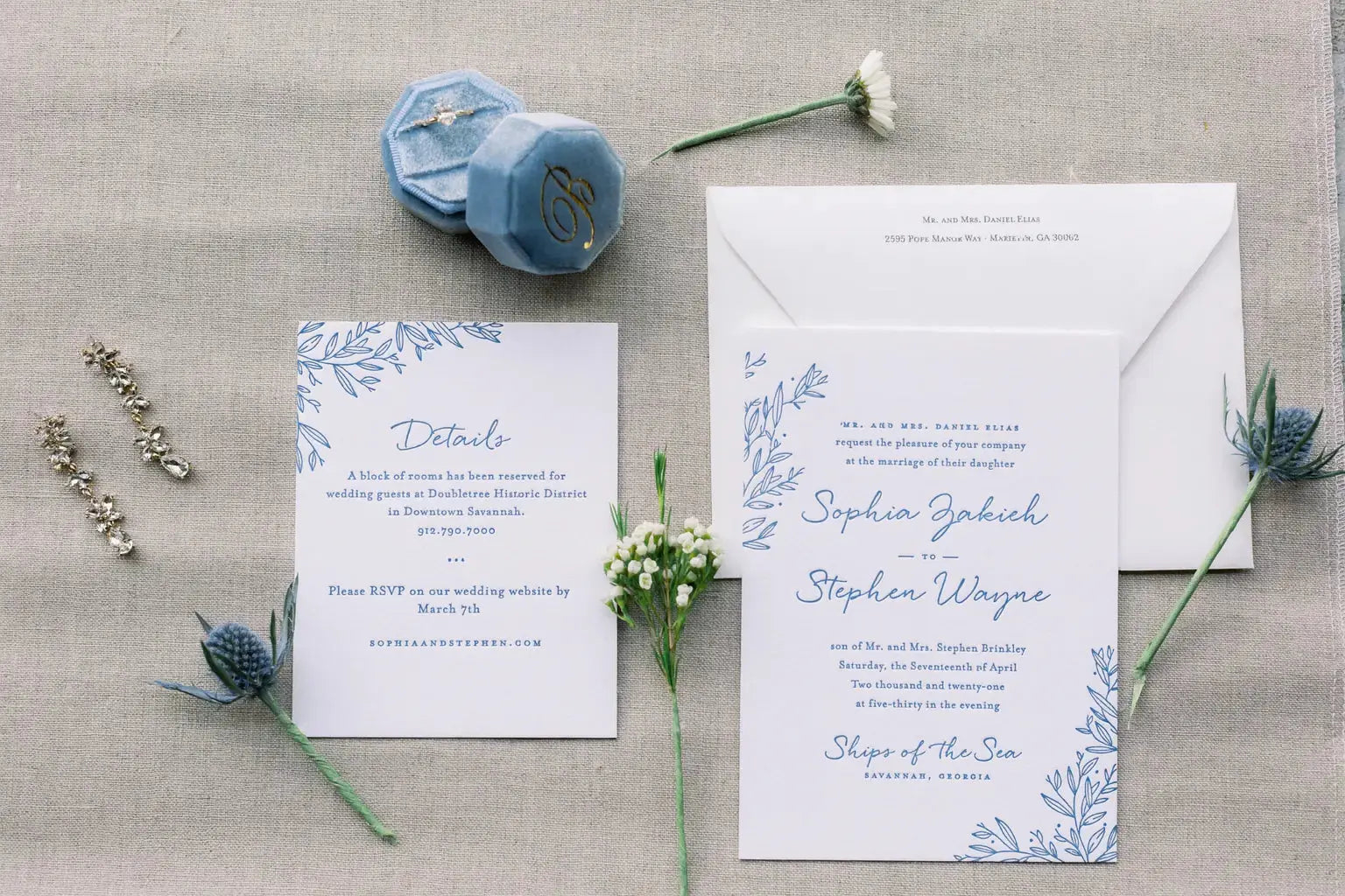 Personalized Plus One Wedding Invitation – Elegant handmade wedding stationery by CréaBySana with floral design and luxury paper.