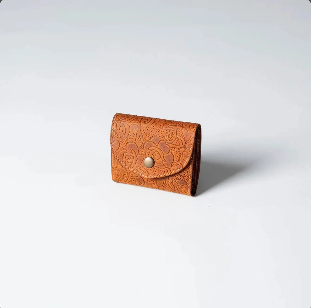 Porte-cartes cuir personnalisé — gravure élégante homme | CréaBySana