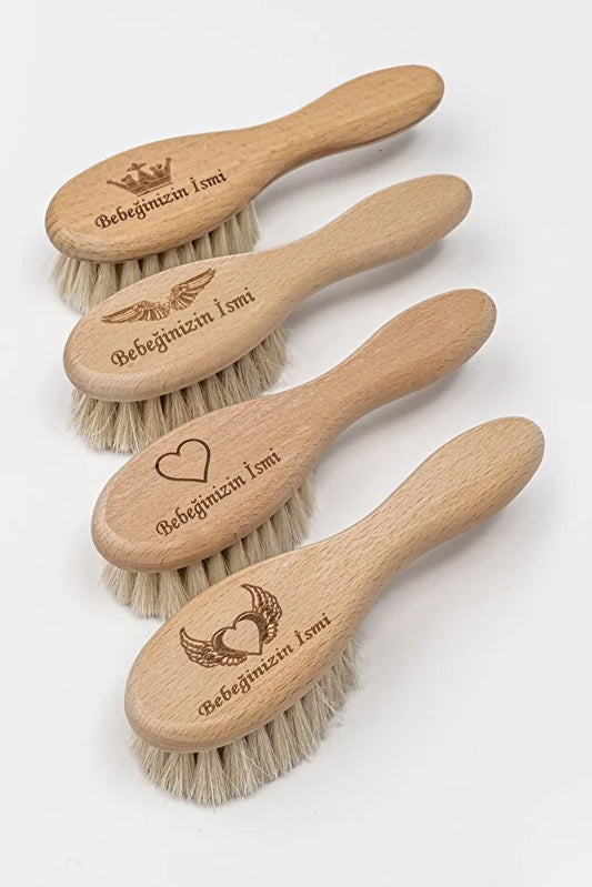 Brosse Personnalisée Bébé – Bois Naturel & Poils Doux | Cadeau Naissance Unique CréaBySana