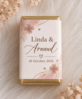 Chocolat personnalisé mariage : chocolat de Dubaï en papier doré, bande rose aux prénoms et à la date des mariés