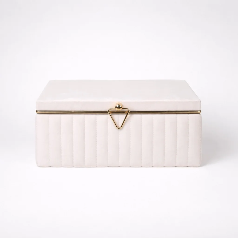 Coffret trousseau Yasmine ivoire à façade surpiquée