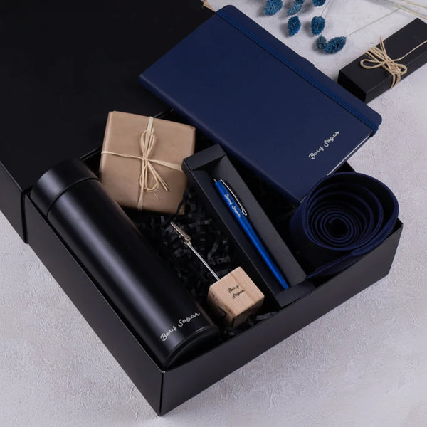 Coffret cadeau homme pas cher — thermos, agenda, stylo et cravate | CréaBySana
