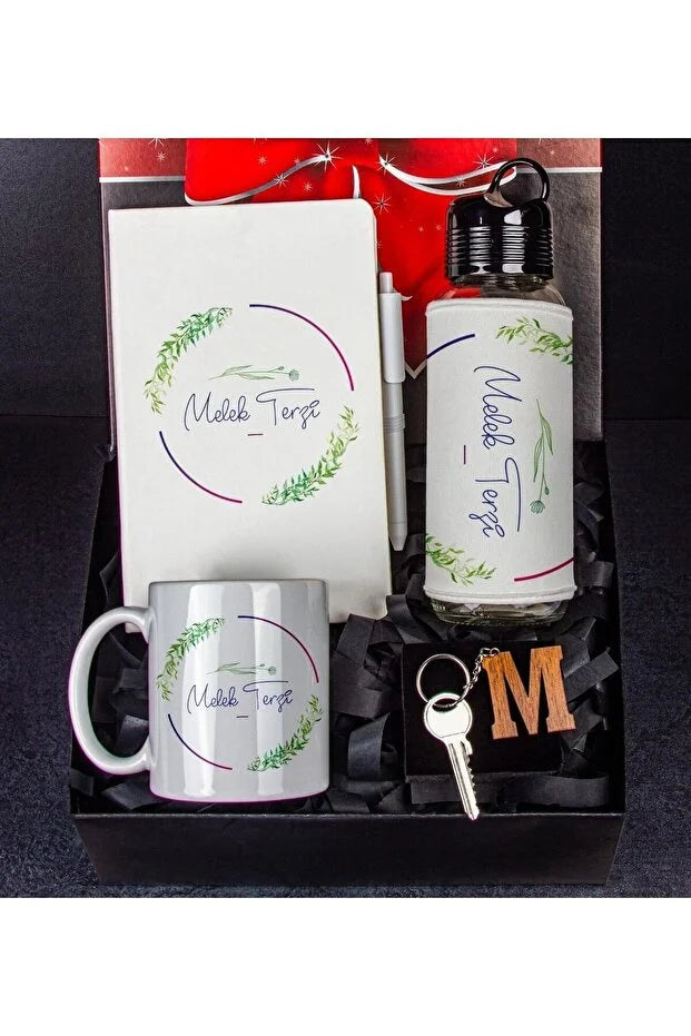 Coffret Cadeau Personnalisé – Mug, Gourde, Carnet & Porte-Clés Initiale CréaBySana