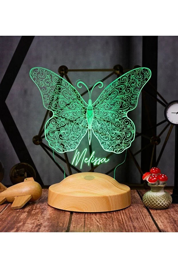 Veilleuse personnalisée prénom papillon — lumière LED 7 couleurs & socle bois CréaBySana